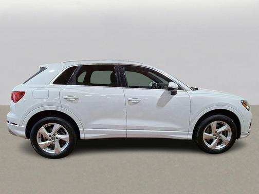 2019 Audi Q3 2.0T Premium Plus
