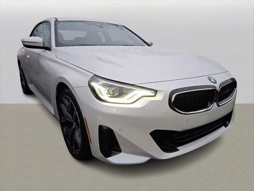 2023 BMW 230 i xDrive