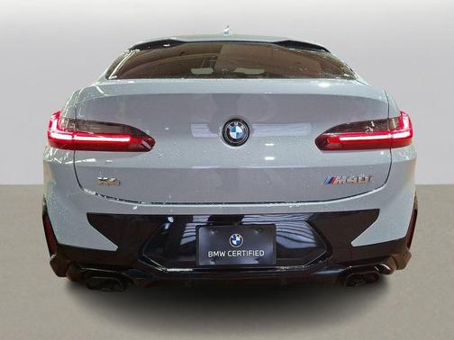 2023 BMW X4 M40i