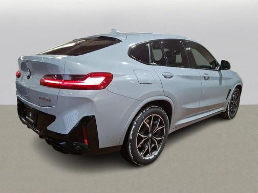 2023 BMW X4 M40i
