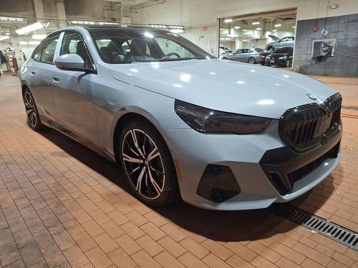 2026 BMW 530 i xDrive