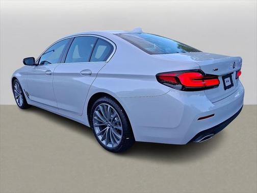 2022 BMW 530 i xDrive