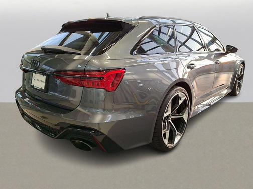 Daytona Gray Pearl 2025 Audi RS 6 Avant 4.0T