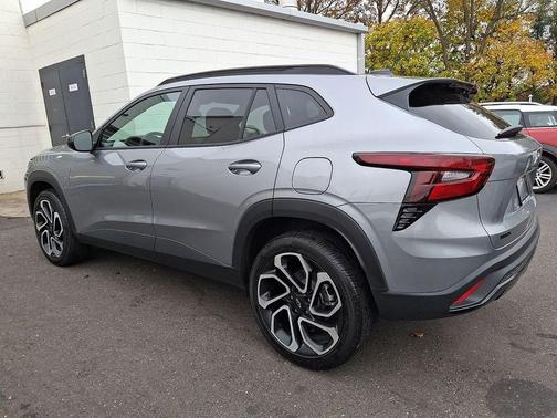 2025 Chevrolet Trax FWD 2RS