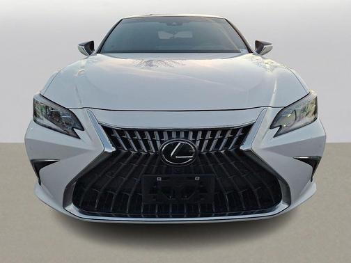 2025 Lexus ES 350 Ultra Luxury
