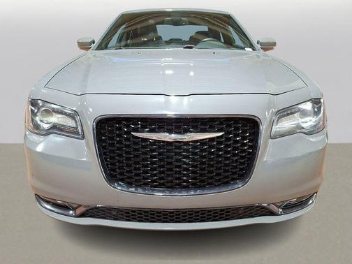2019 Chrysler 300 S