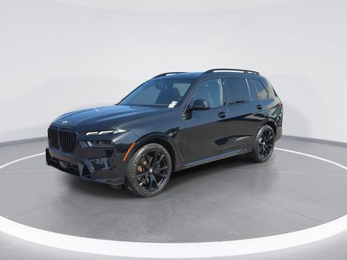 Black Sapphire Metallic 2023 BMW X7 xDrive40i