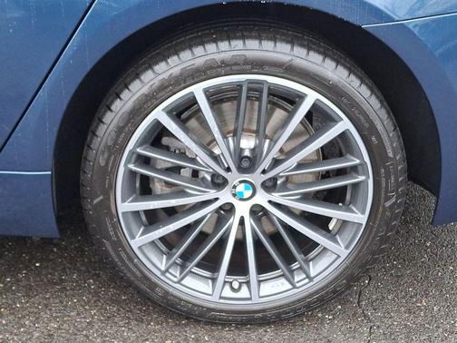 2023 BMW 540 i xDrive