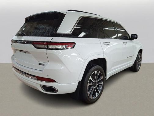 2023 Jeep Grand Cherokee 4xe Overland