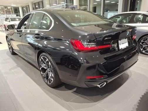 2026 BMW 330 xDrive NA