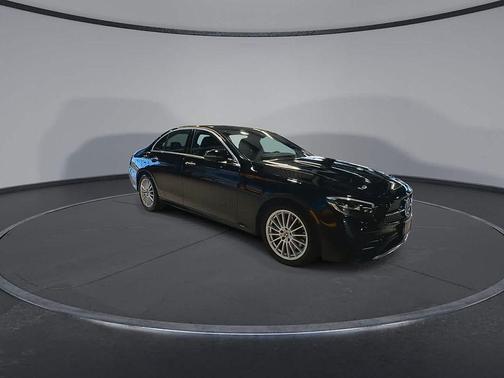 Black 2022 Mercedes-Benz E-Class 4MATIC