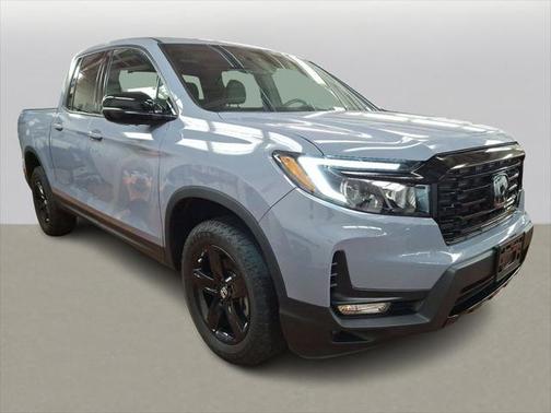 2022 Honda Ridgeline Black