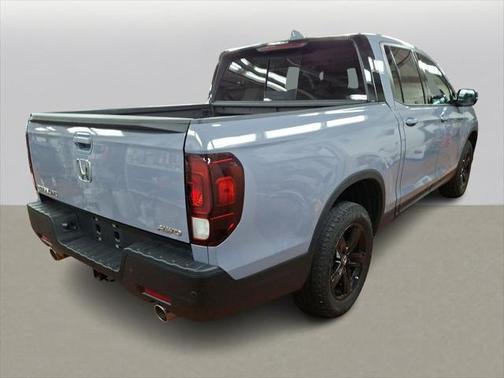 2022 Honda Ridgeline Black