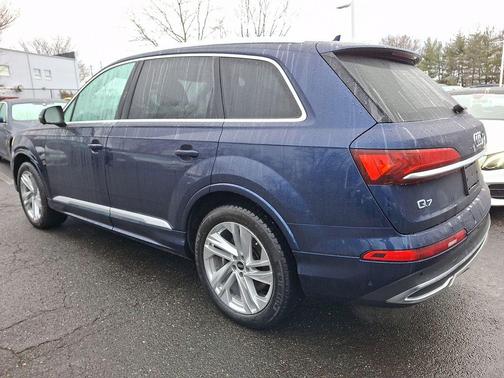 2022 Audi Q7 55 Premium Plus