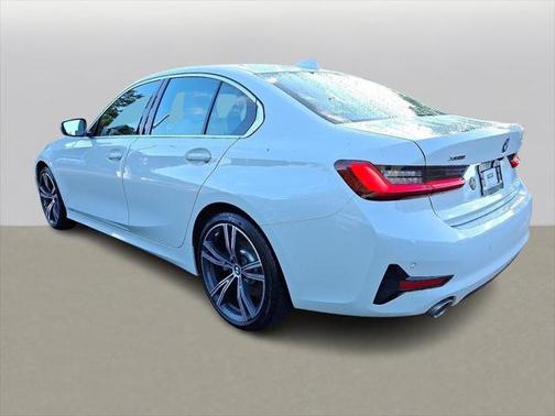 2022 BMW 330 xDrive