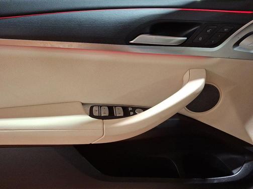 2024 BMW X4 xDrive30i