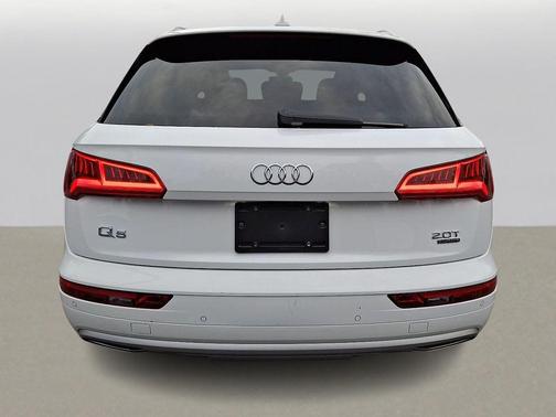 2018 Audi Q5 2.0T Tech Premium