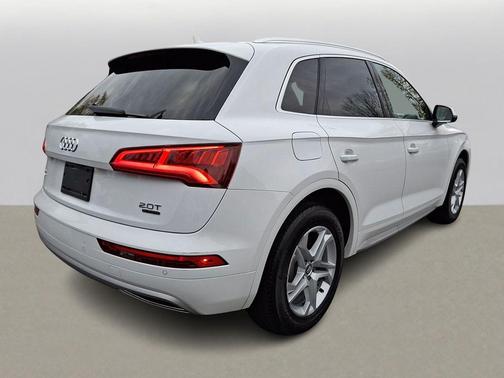 2018 Audi Q5 2.0T Tech Premium
