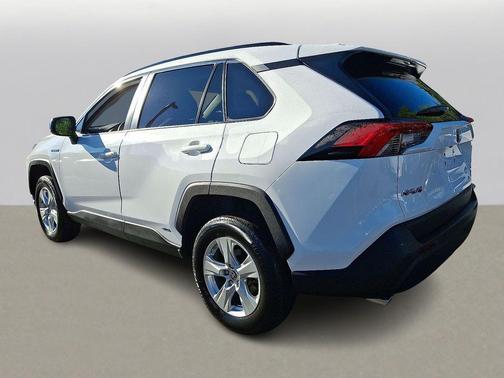 2021 Toyota RAV4 Hybrid LE