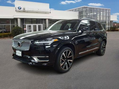 Onyx Black Metallic 2024 Volvo XC90 B6 Plus Bright Theme 7-Seater