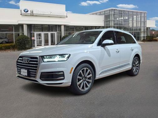 2019 Audi Q7 55 Premium Plus