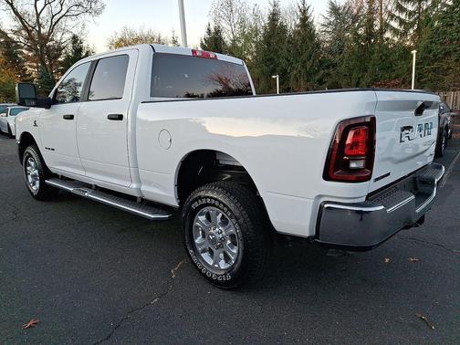 2025 RAM 2500 Big Horn Crew Cab 4x4 6'4' Box
