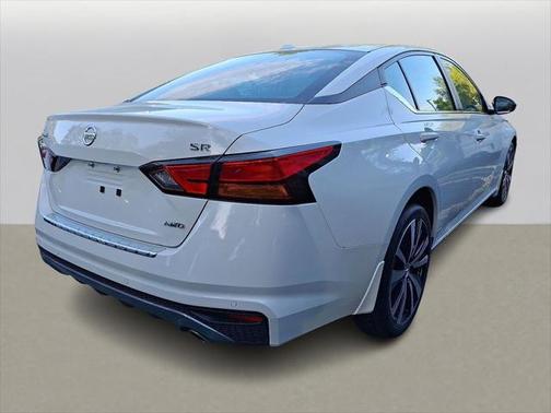 2022 Nissan Altima SR Intelligent AWD