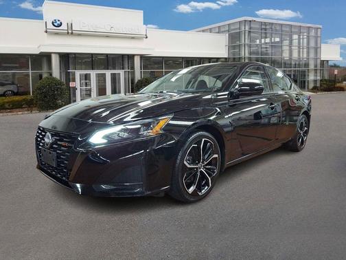 2023 Nissan Altima SR FWD