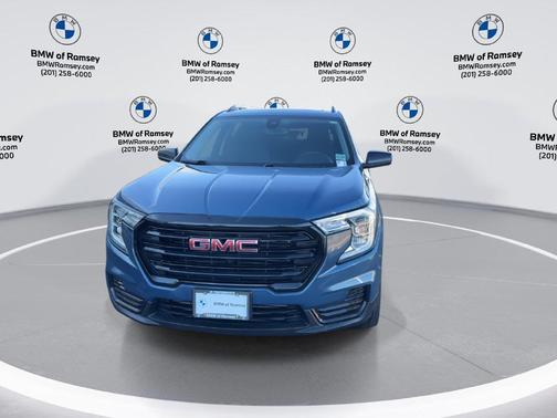 Downpour Metallic 2024 GMC Terrain SLE