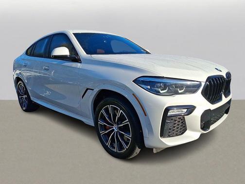 2021 BMW X6 M50i