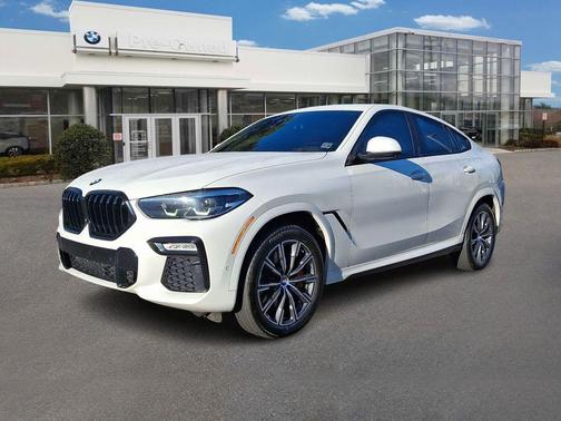 2021 BMW X6 M50i