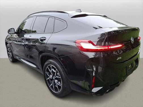 2022 BMW X4 M40i