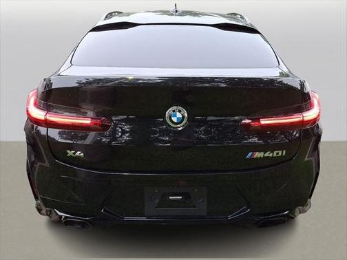 2022 BMW X4 M40i