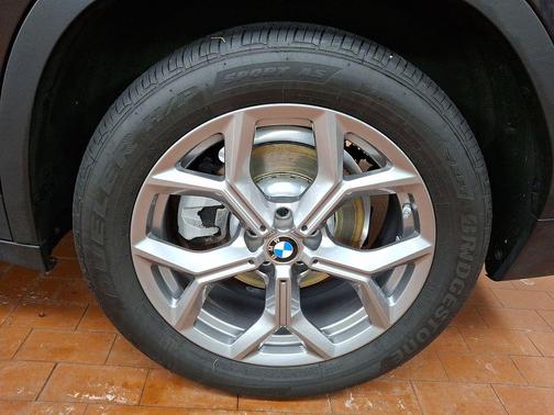 Dark Graphite Metallic 2023 BMW X3 xDrive30i