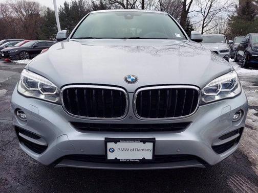 Photo 2 of 52 of 2016 BMW X6 xDrive35i