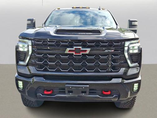 2024 Chevrolet Silverado 2500 4WD Crew Cab Standard Bed ZR2