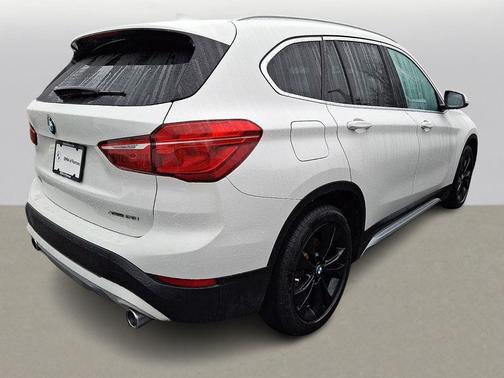 Alpine White 2020 BMW X1 xDrive28i