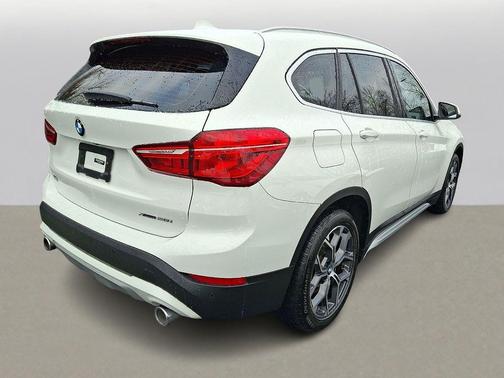 2021 BMW X1 xDrive28i