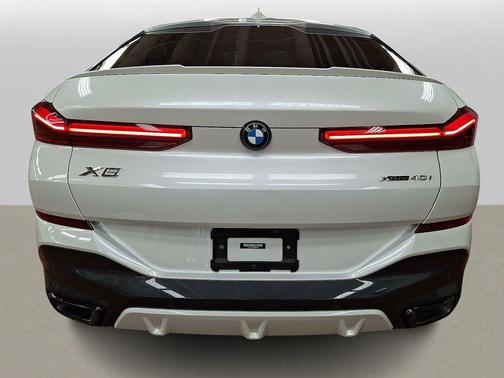 2023 BMW X6 xDrive40i