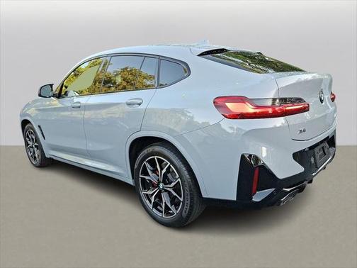 2024 BMW X4 M40i