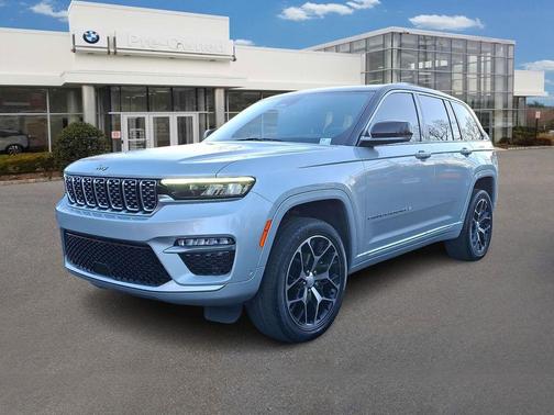 2022 Jeep Grand Cherokee Summit