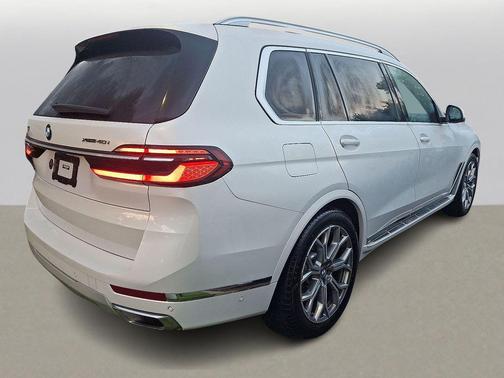 2023 BMW X7 xDrive40i