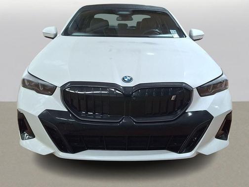 2025 BMW i5 xDrive40