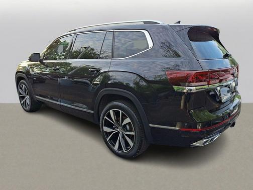 Deep Black Pearl 2025 Volkswagen Atlas 2.0T SEL Premium R-Line 4MOTION