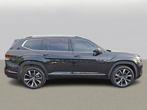 Deep Black Pearl 2025 Volkswagen Atlas 2.0T SEL Premium R-Line 4MOTION