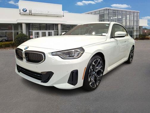 2025 BMW 230 i xDrive