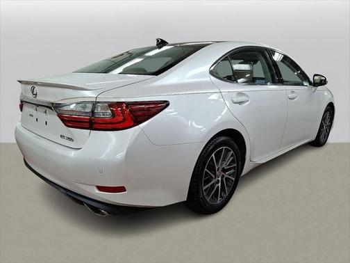 2017 Lexus ES 350 Base