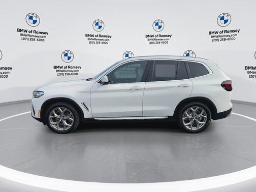 Alpine White 2024 BMW X3 xDrive30i