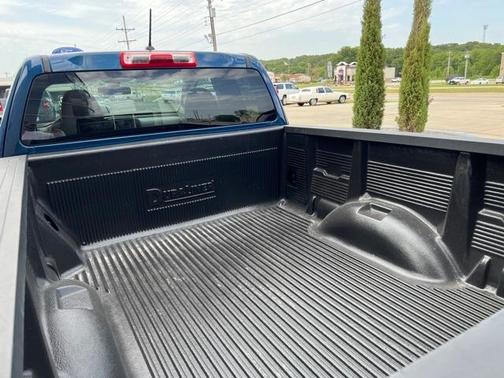 Photo 5 of 11 of 2019 Chevrolet Colorado WT