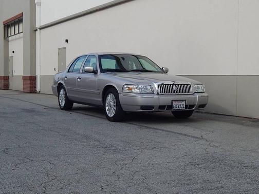 2009 Mercury Grand Marquis LS